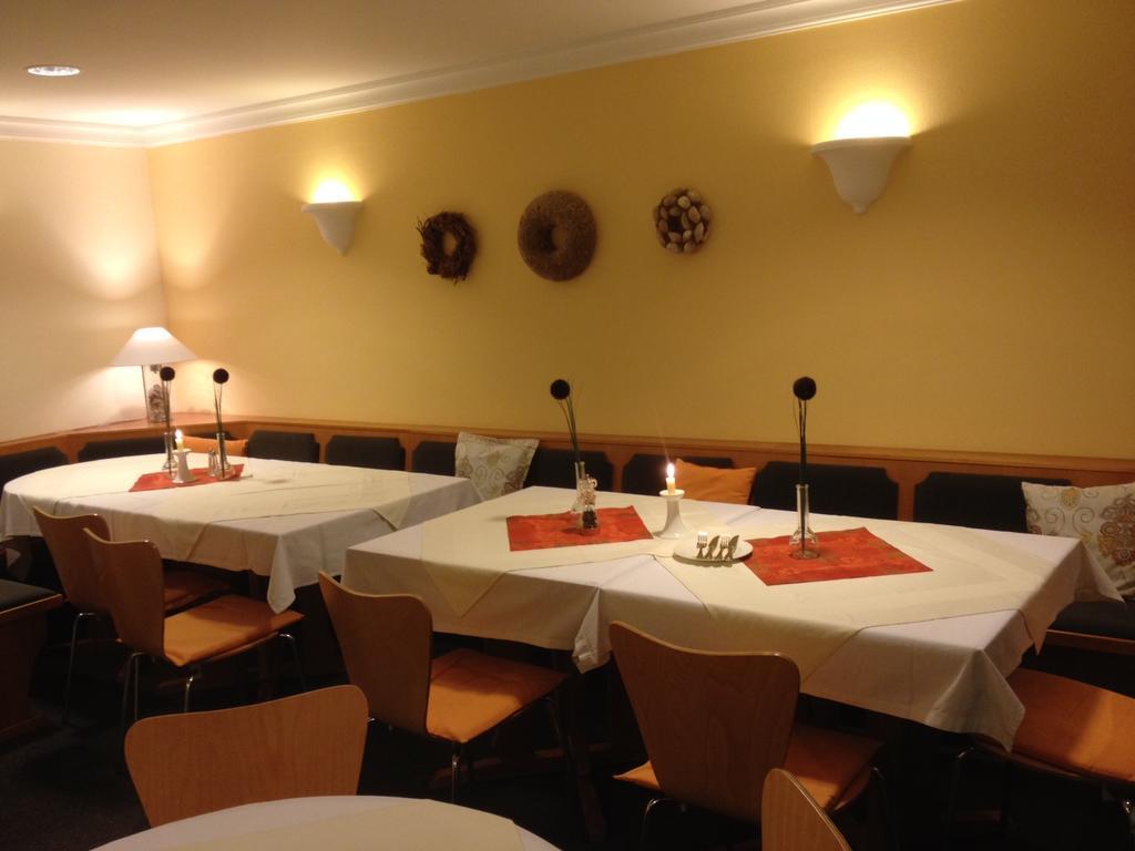 Nußloch Linde Restaurant & Hotel מראה חיצוני תמונה