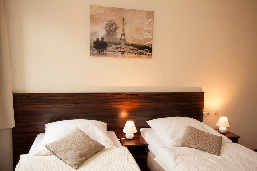 Nußloch Linde Restaurant & Hotel מראה חיצוני תמונה